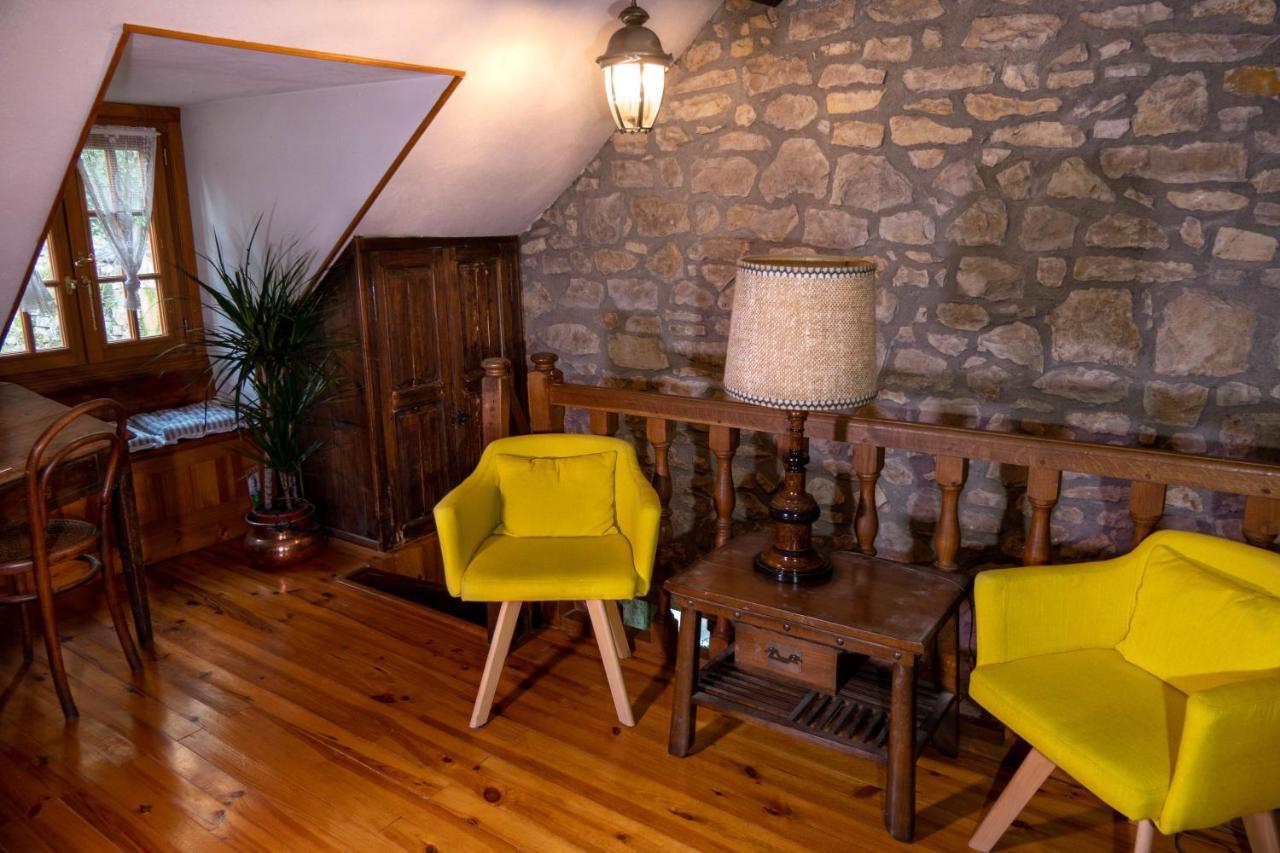 Maison Avec Patio Dans Le Centre Historique Villa Terrasson Kültér fotó