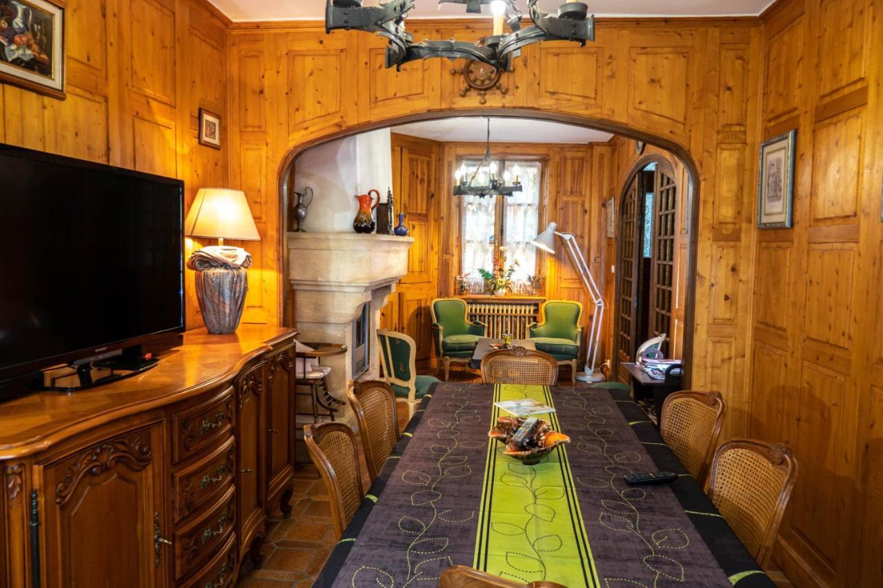 Maison Avec Patio Dans Le Centre Historique Villa Terrasson Kültér fotó